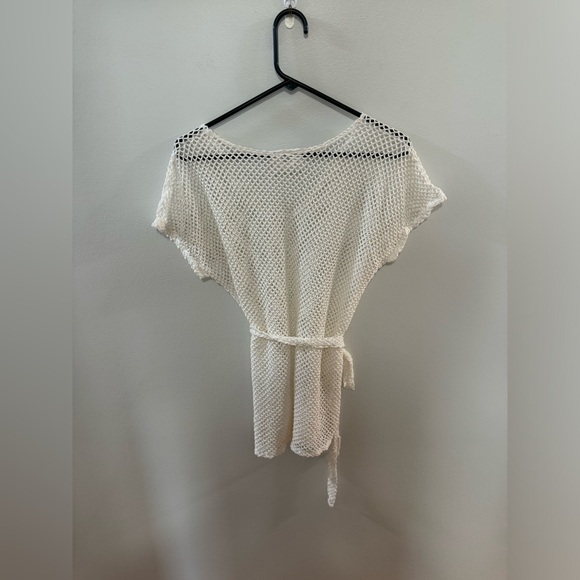 Used MD Sand and Spirit White Beach Shirt Coverup - Picture 4 of 6